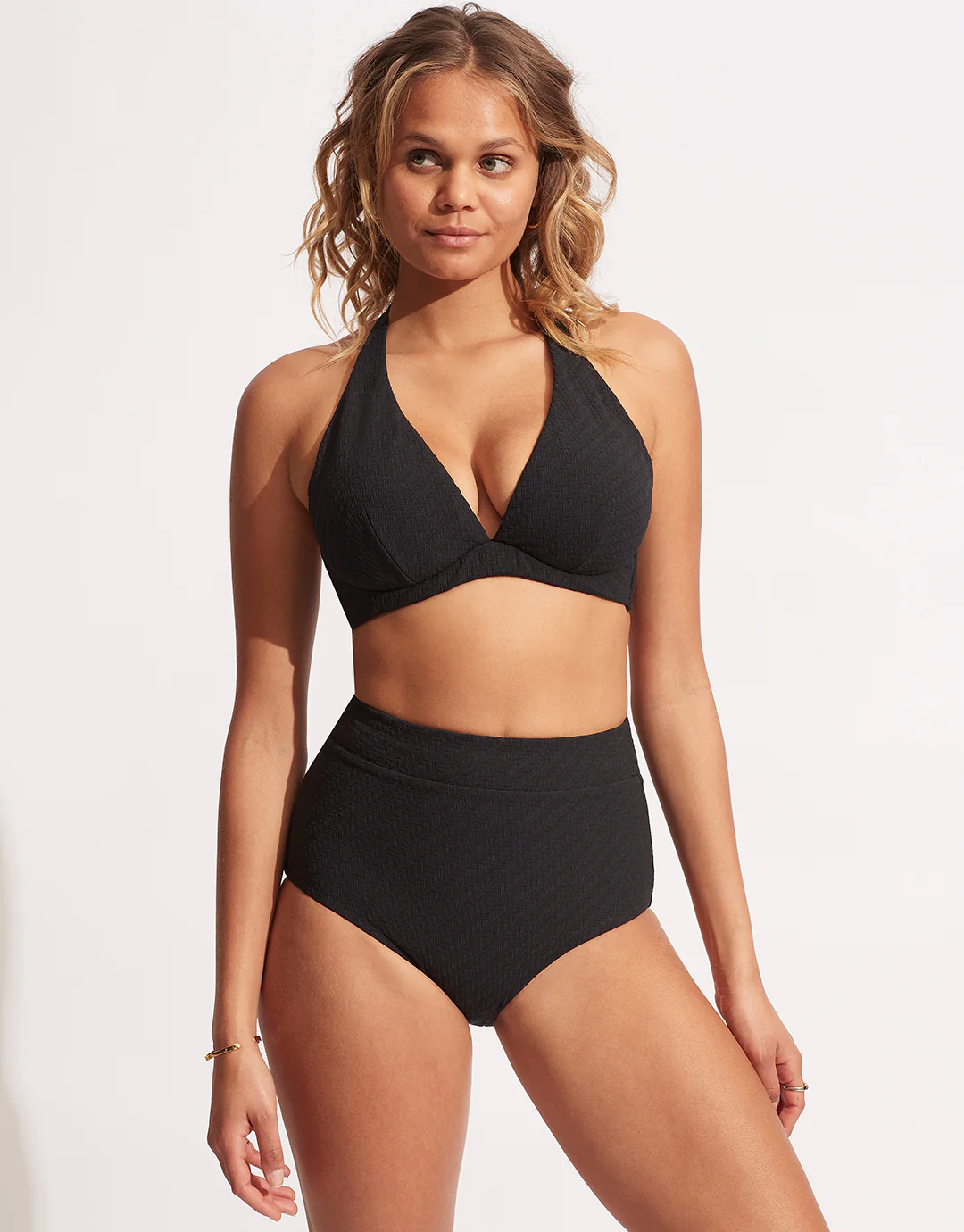 Willow DD Fixed Tri Bikini Top - Black - Image 2